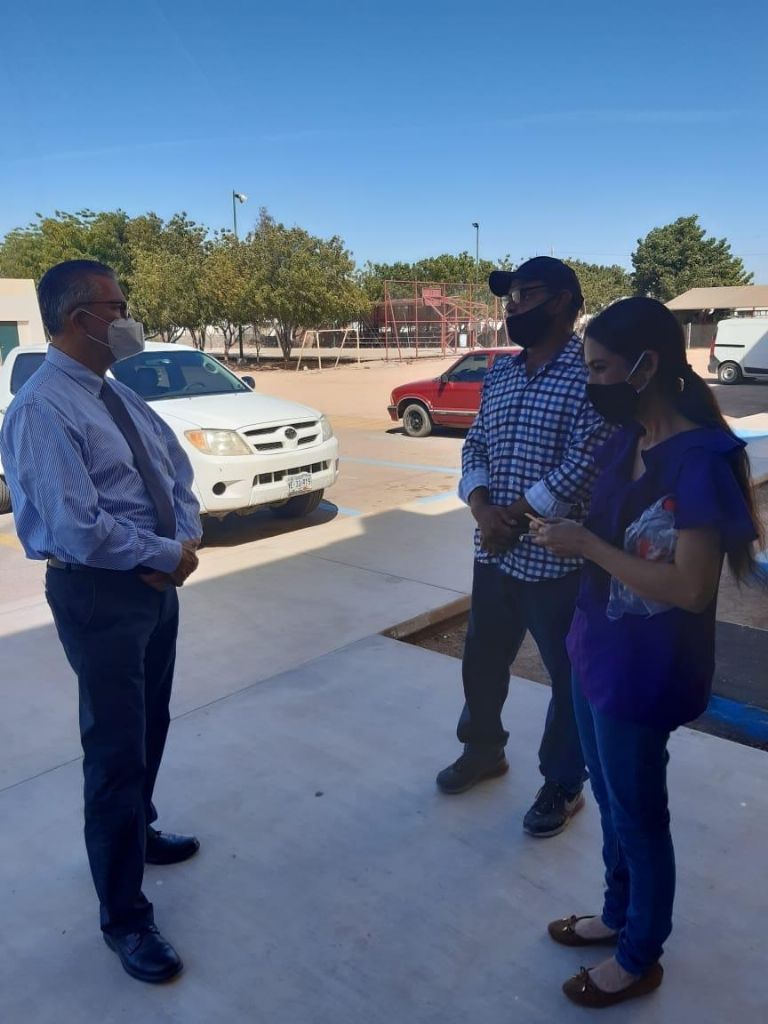 Los padres de Juan Pablo junto a Pedro Ortega Romero