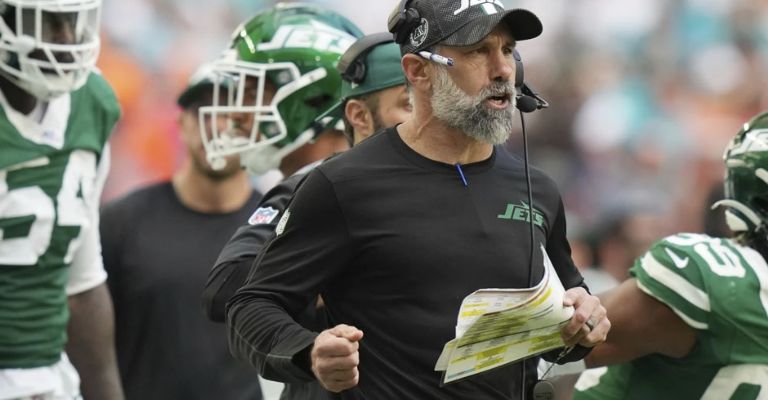 Ulbrich no logrado hacer despegar a sus Jets