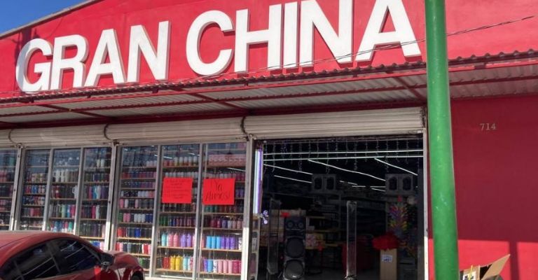 Los comercios operan con normalidad.