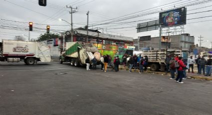 Trabajadores colapsan Ecatepec: Bloquean principales avenidas por falta de pagos