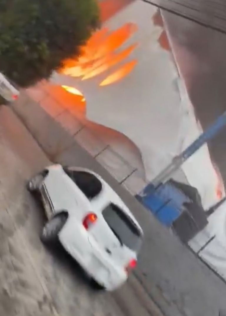 Incendio consume Bazar Navideño