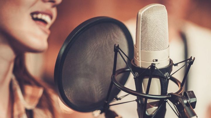 Terrible: Famosa cantante mexicana pierde la vista de ojo izquierdo por trombosis