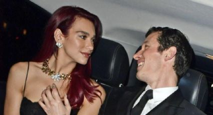 Dua Lipa se compromete: Callum Turner se lo propondría en cena de Navidad; FOTO lo confirma