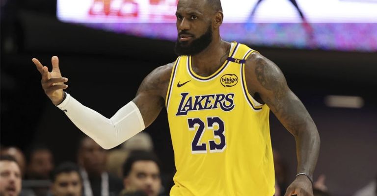 LeBron reconoce que no le queda mucho tiempo en la liga