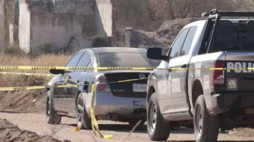 Le dieron 3 balazos: Al interior de un vehículo abandonado en Sonora, hallan un cadáver