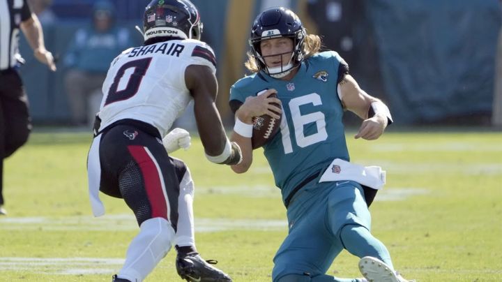 NFL: Trevor Lawrence, fuera el resto de la campaña por conmoción cerebral