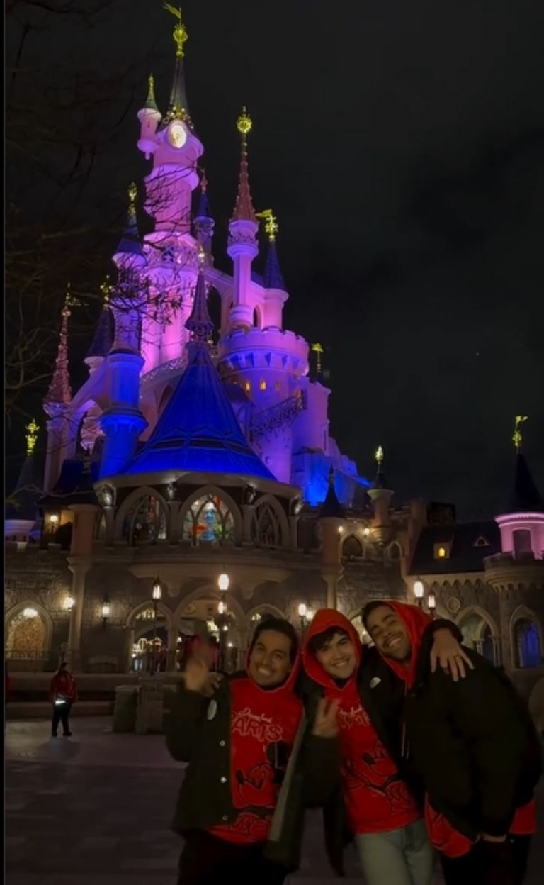 Ricardo Peralta huye a Disneylandia