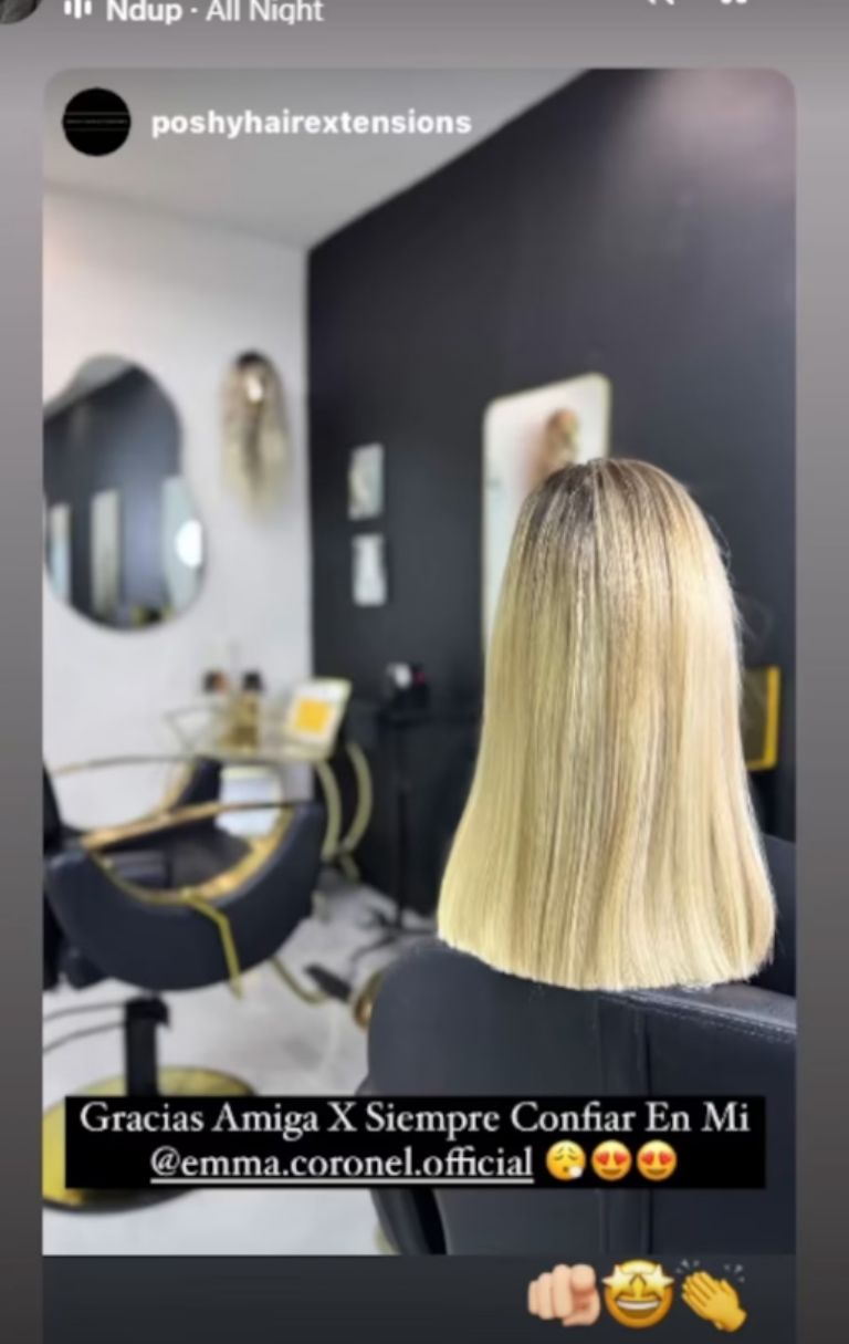 El look que eligió requiere despunte constante para mantenerlo perfecto