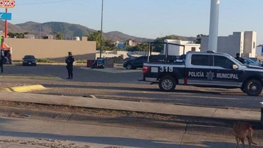 Grupo armado 'levanta' a hombre en supermercado de Mazatlán; su familia estaba ahí