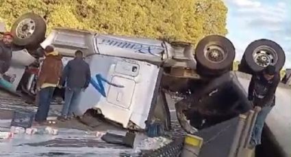 Caos en la autopista México-Puebla: Tráiler volcado provoca cierre en la vialidad