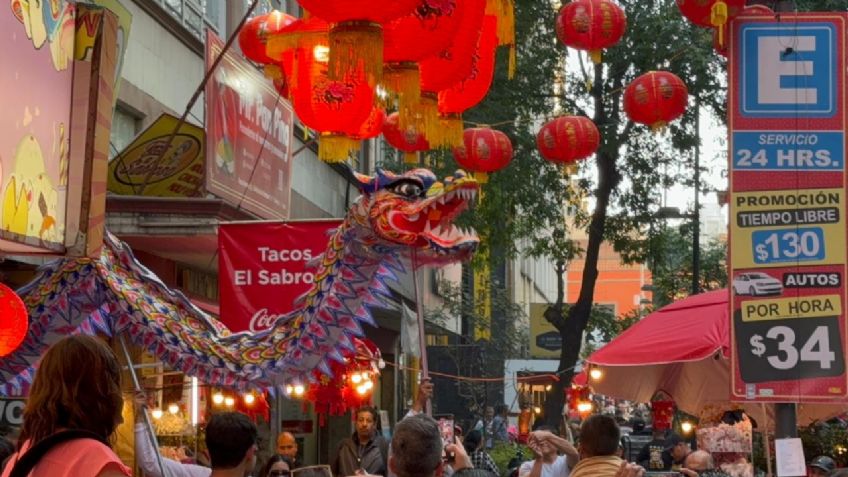 Capitalinos abarrotan el Barrio Chino para celebrar Año del Dragón en el Centro Histórico