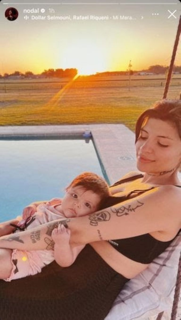 Christian Nodal y Cazzu muestran foto de Inti