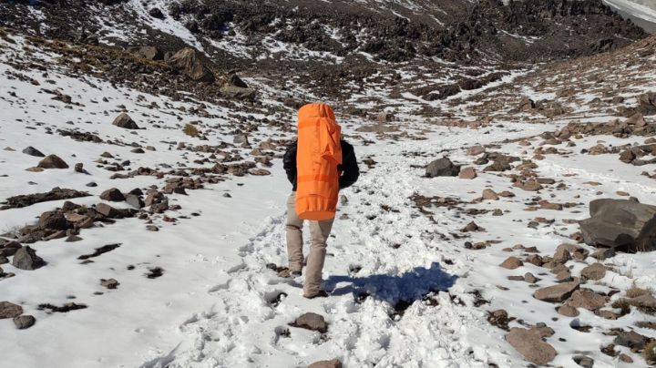 Hallan el celular de José Luis Díaz, alpinista que desapareció en el Pico de Orizaba