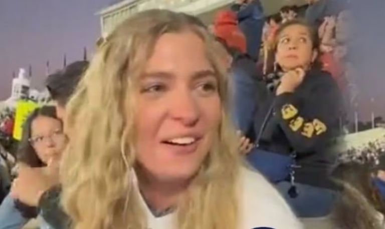 Chica polaca visita Ciudad Universitaria