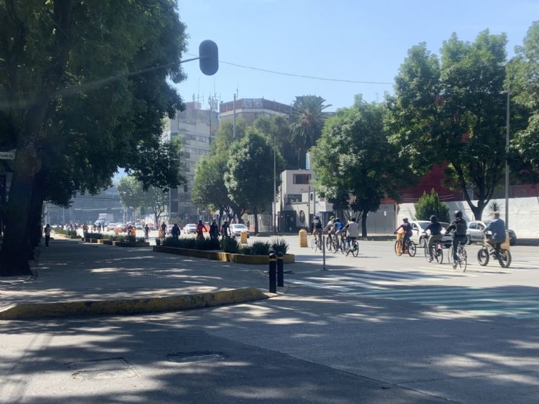 Paseo dominical en Contingencia Ambiental