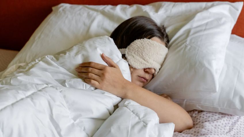 ¿Cómo conciliar el sueño fácilmente? Un médico revela un método sencillo