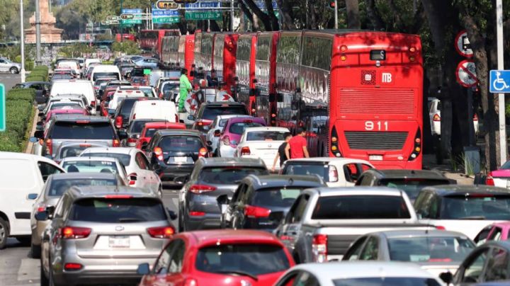 Hoy no circula: Arranca el mes sin multas y descubre qué placas no podrán salir a las calles