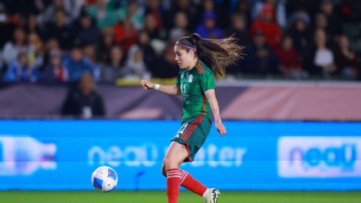 Jacqueline Ovalle y Karen Luna destacan en el once ideal de la Copa Oro W