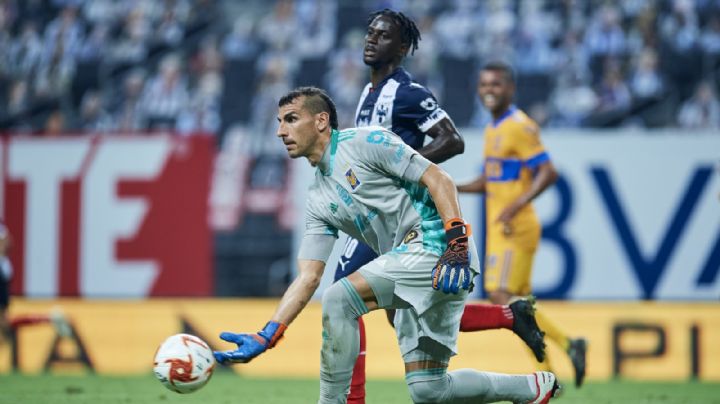 Tigres perderá a Nahuel Guzmán por lesión; el portero regresaría hasta semifinales