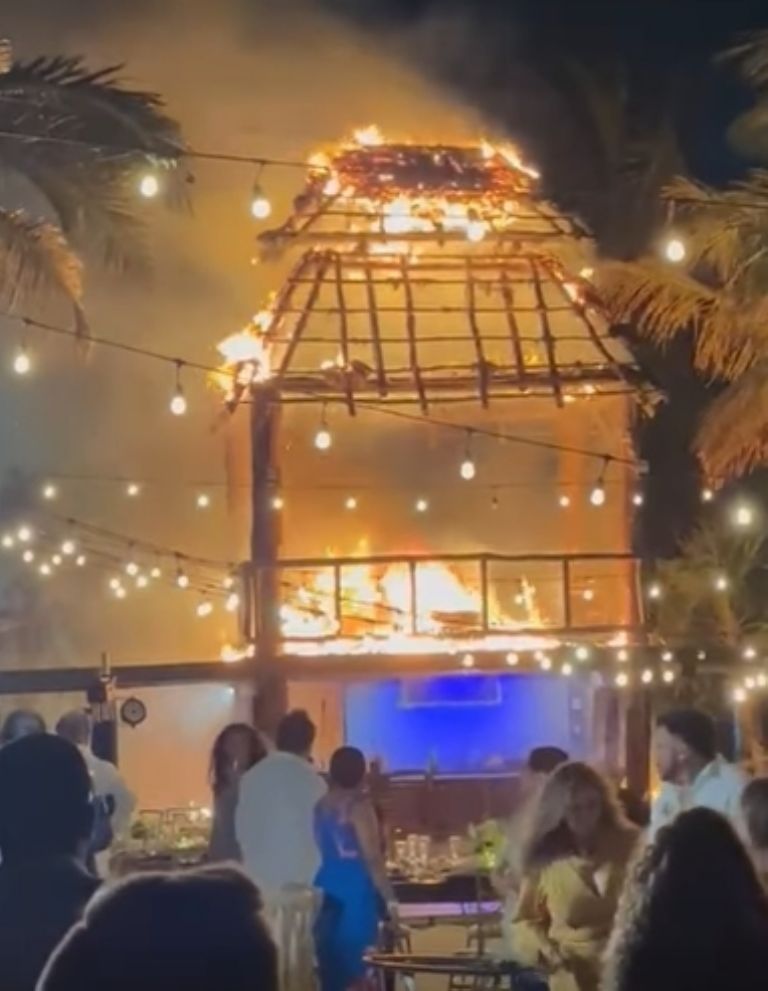 Incendio en Palapa Arruina Boda en Telchac Puerto, Yucatán