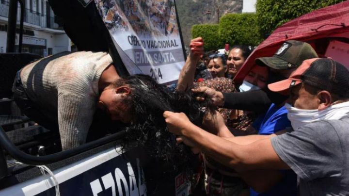 Comunidad de Taxco patean y golpean a acusado de asesinar a una niña; murió por lesiones