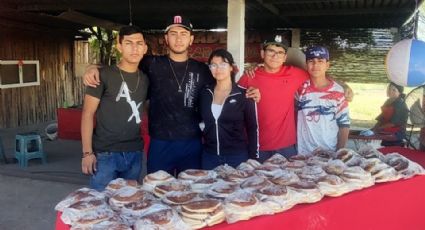Nueva generación mantiene la tradición de elaborar empanadas en Cajeme