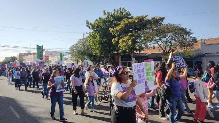 Día de la Mujer: Cientos de mujeres alzan la voz en las calles de Ciudad Obregón