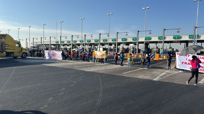 Colapsa la autopista México-Pachuca: Vecinos de Ecatepec exigen abasto de agua potable