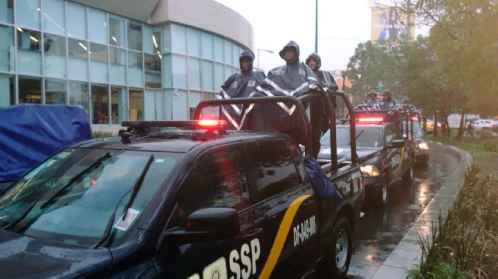 Fiesta se sale de control: Cae pareja en Tacuba por disparar al aire; se asegura un arma