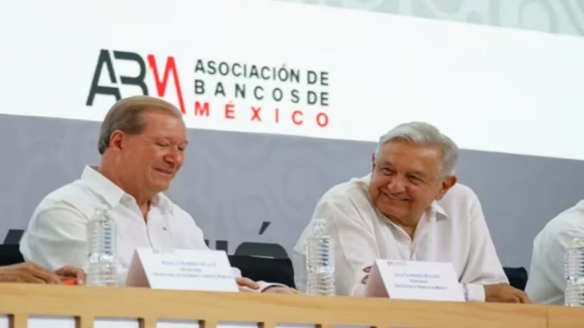 AMLO dice adiós a los banqueros y destaca los logros económicos durante su sexenio