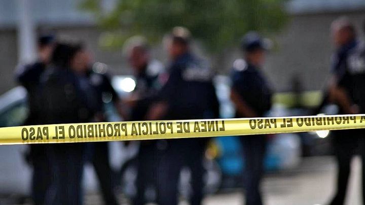 Niña de 2 años muere atropellada por un camión; su abuelita intentó evitar la tragedia