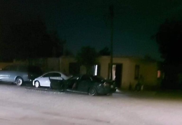 El vehículo Mazda involucrado en este hecho