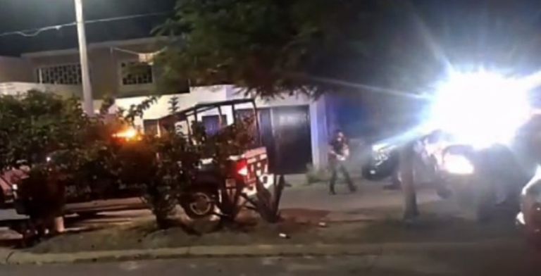 Atacan a balazos a agentes de la Policía de Celaya. Foto: Internet