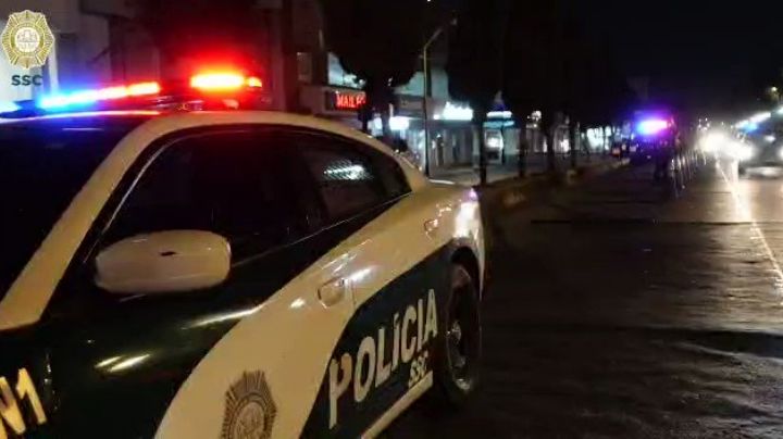 FUERTE VIDEO: Sujetos propinan brutal golpiza y 'levantan' a joven en vía pública de Tlalpan