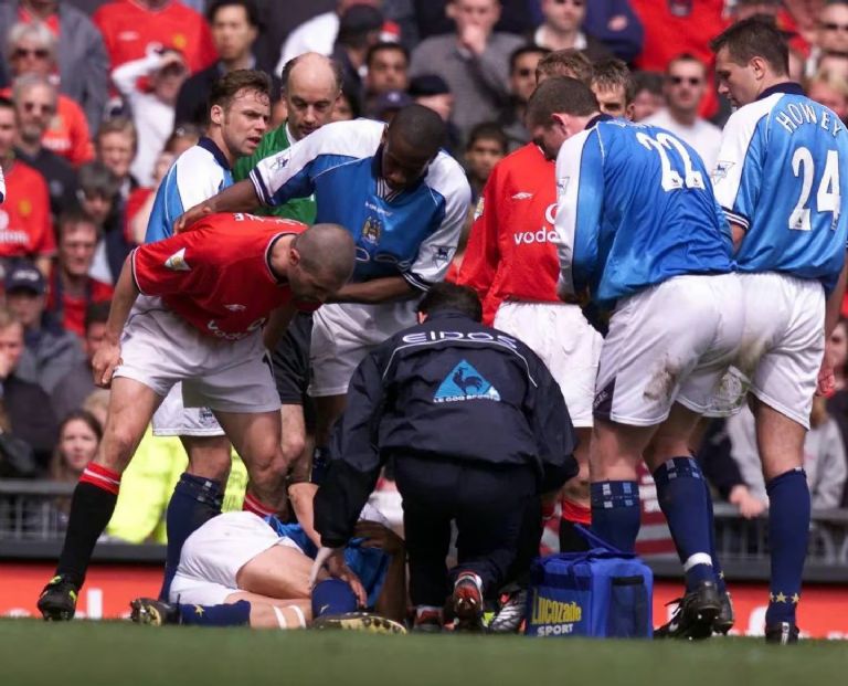 Guardiola defiende a Haaland por ataques de Keane