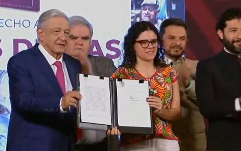 AMLO firma la nueva reforma del Fondo de Ahorros para el Bienestar
