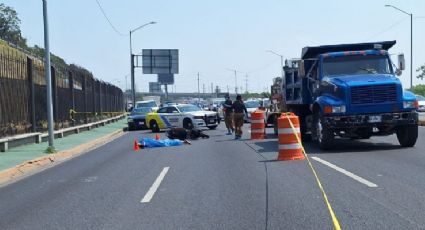 GRAVE accidente en Monterrey deja 1 muerto; tráiler le pasó por encima a motociclista