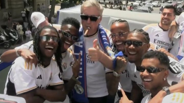 Carlo Ancelotti recrea foto histórica con el Real Madrid y desborda las redes sociales