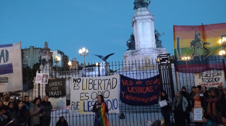 3 mujeres lesbianas son asesinadas; un hombre lanzó una bomba a su vivienda en Argentina