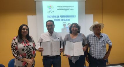 Armando Alcalá firma pacto por un periodismo libre y seguro