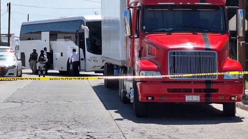 Descubren en Sonora a 50 migrantes centroamericanos en caja de tráiler; serán repatriados