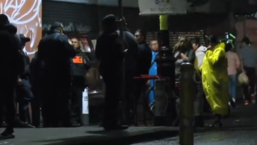 Sicarios armados ejecutan a mujer trans en estética del Centro Histórico, en CDMX