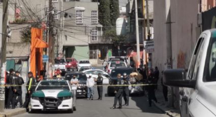 Agreden a 2 hombres de la tercera edad en mercado de Iztapalapa; los hallan sin vida