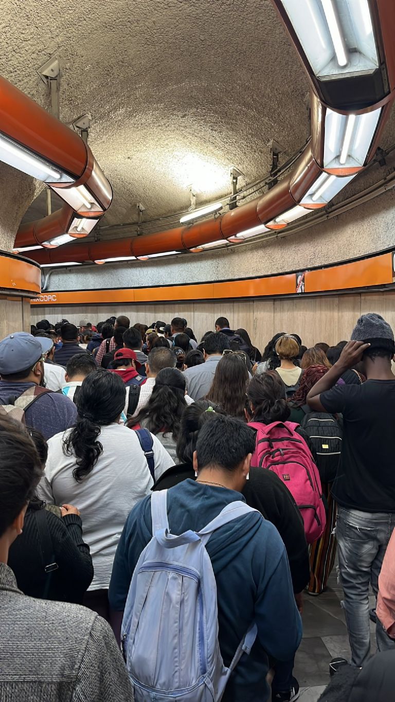 Caos en la Línea 7 del Metro