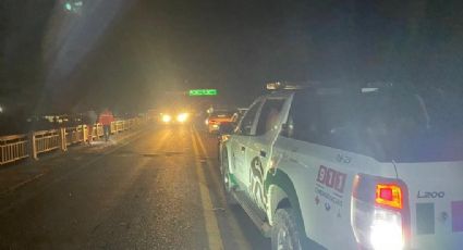 Tras incendio de tráiler, reabren carretera Santa Ana-Caborca: Protección Civil Sonora