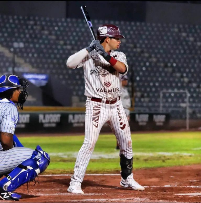 Mexicano firma con Cañeros