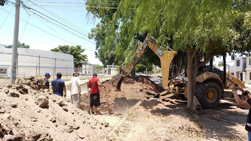 Por altas temperaturas, suspende Oomapas de Cajeme trabajos de reparación de tuberías