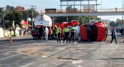 Fuerte accidente en la México-Pachuca: Pipa de Gas LP se vuelca a la altura de Tecámac