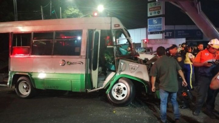 Caos en CDMX: Camión choca contra estructura de la Línea 12 en Iztapalapa; hay 6 víctimas