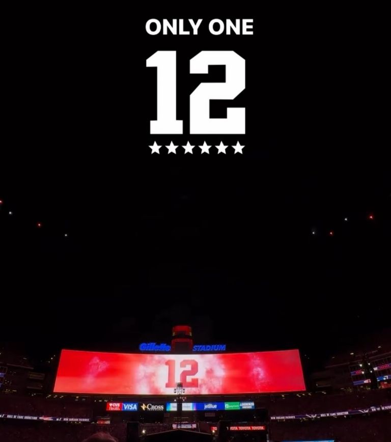 Retiran el número de Tom Brady de los Patriotas